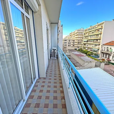 Sea Front Promenade Apartment
