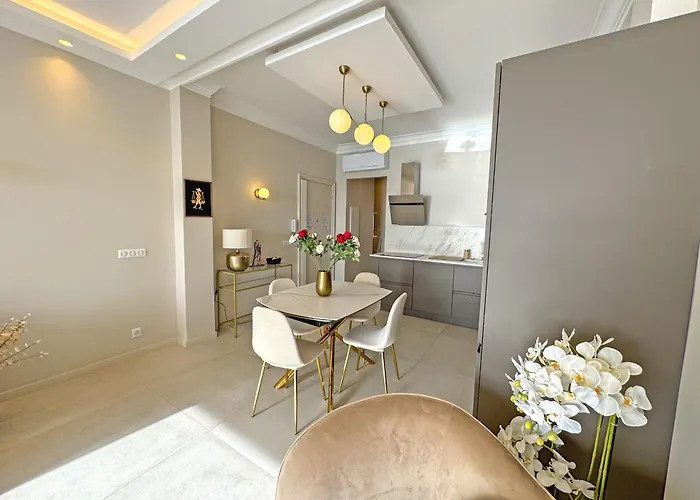 Sea Front Promenade Apartman Nizza